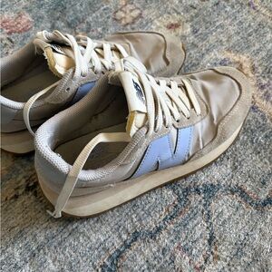New Balance Women’s Beige & Light Blue Retro 237 Sneakers